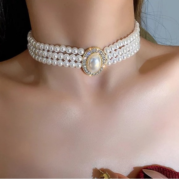 🌟 Gorgeous Big Baroque Imitation Pearl Two Tone Chain Necklace Elegant Choker - Picture 2 of 4